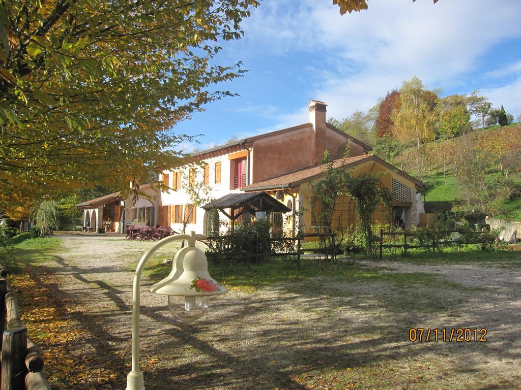 La Valle Nervesa della Battaglia Esterno foto