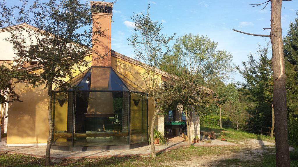 La Valle Nervesa della Battaglia Esterno foto
